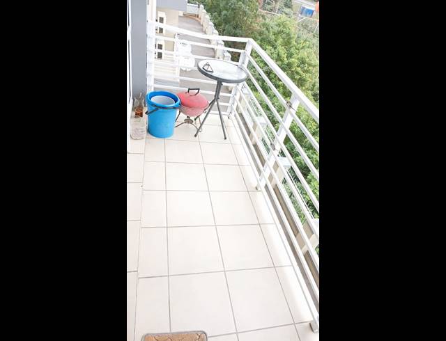 2 BEDROOM FLAT FOR SALE IN BLUFF
